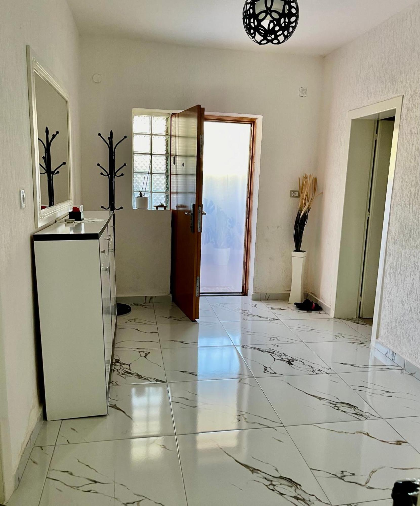 Guest House Dea Vlorë Exteriér fotografie