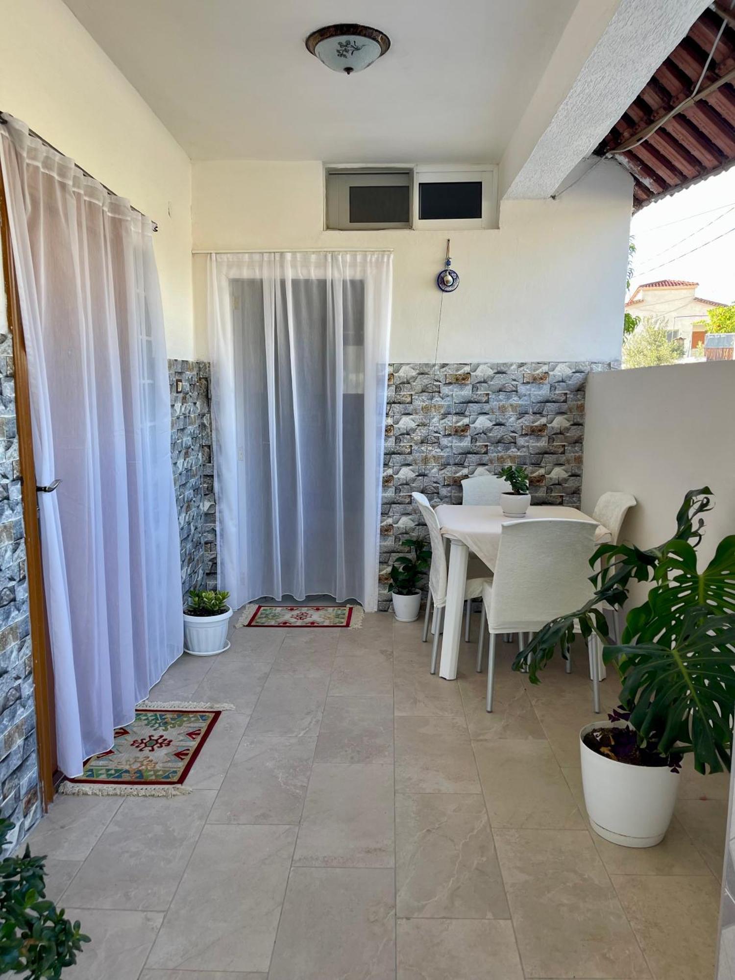 Guest House Dea Vlorë Exteriér fotografie