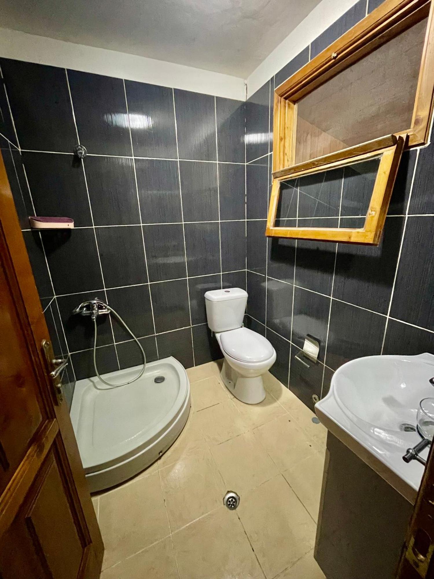 Guest House Dea Vlorë Exteriér fotografie